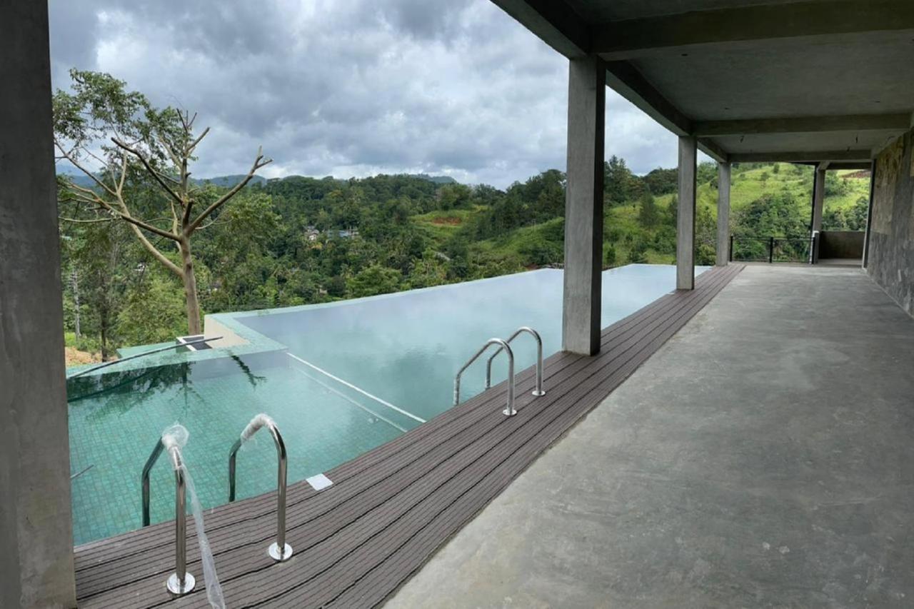 Riverbank Resort Gampola Exterior foto