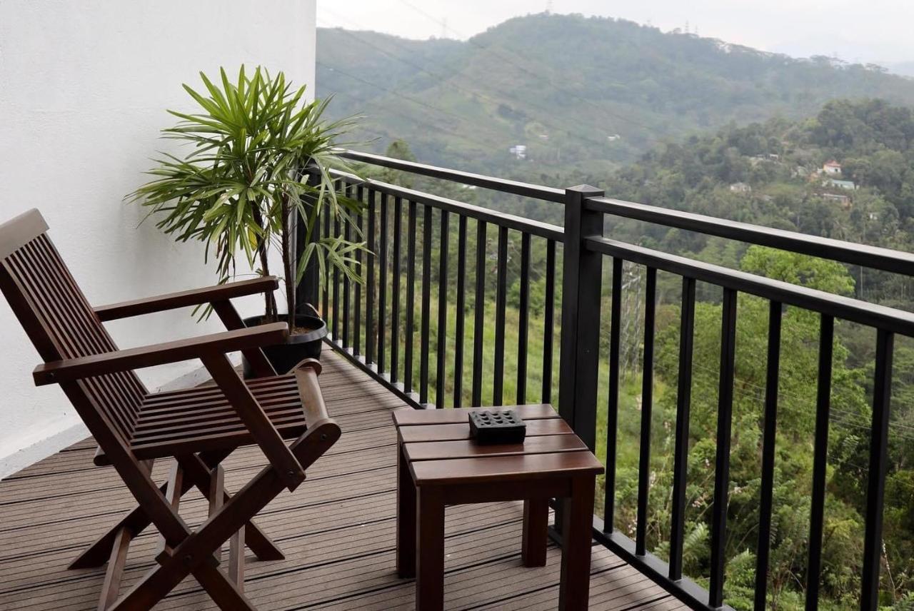 Riverbank Resort Gampola Exterior foto