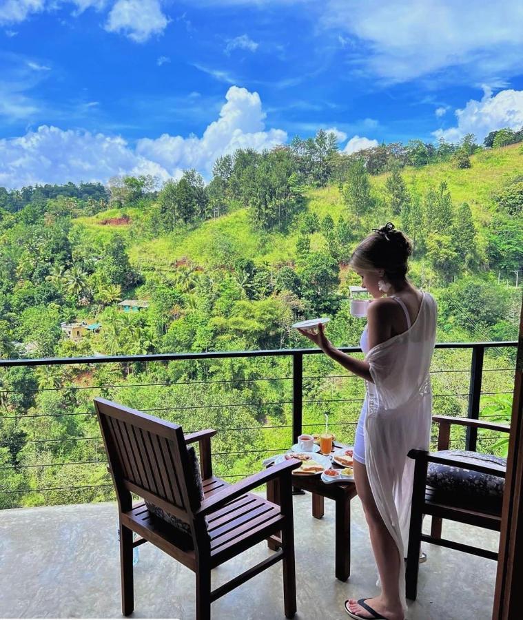 Riverbank Resort Gampola Exterior foto